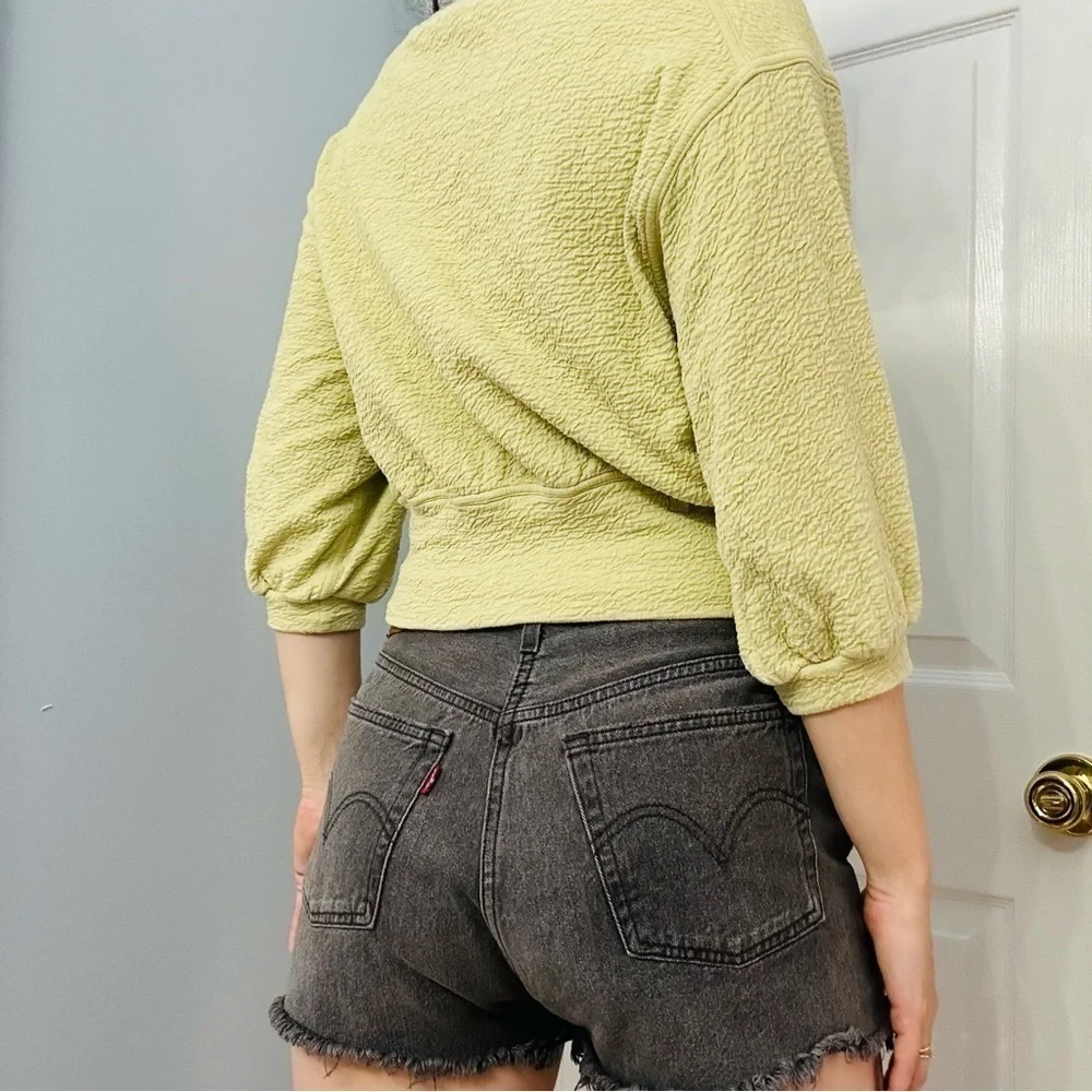 Lululemon Top Textured Crewneck Pullover Sweatshirt Dew Green Light Size 4 Small - Picture 3 of 7